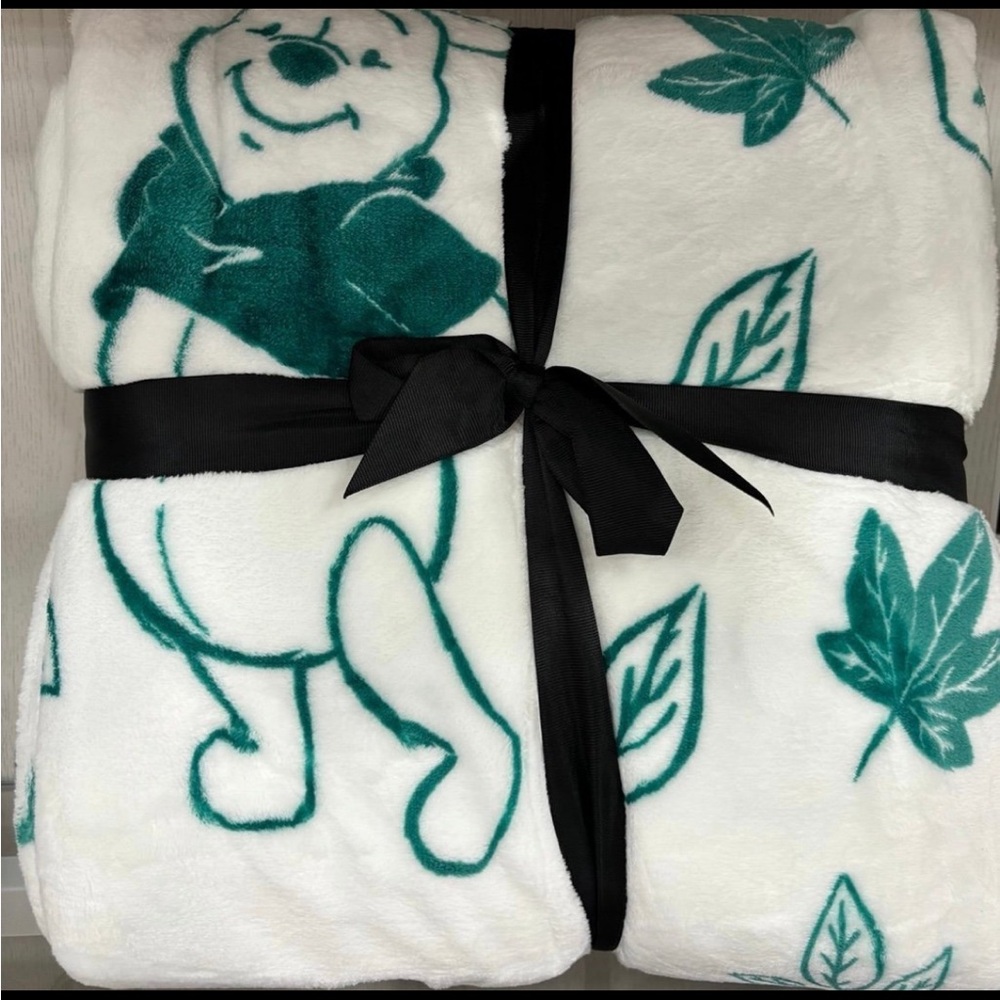 Winnie the Pooh fall Blanket Full/Queen